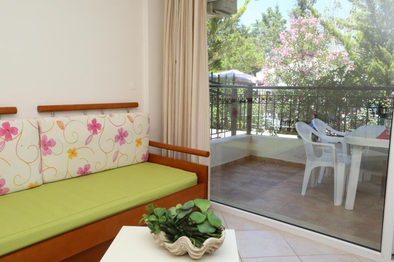 Palia Platia Apartments Pefkochori Dış mekan fotoğraf